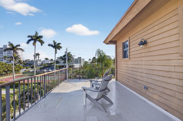 122 Andrews Avenue C, Delray Beach, FL 33483