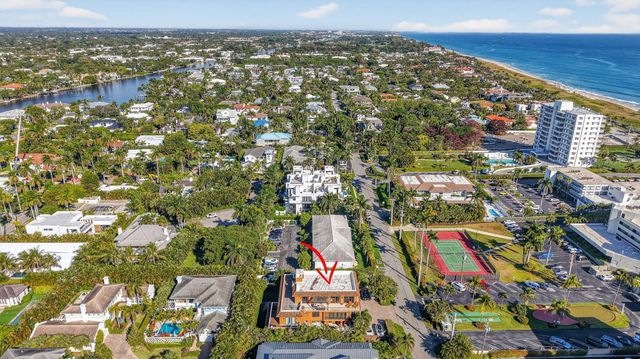 122 Andrews Avenue C, Delray Beach, FL 33483