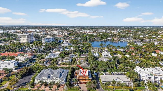 122 Andrews Avenue C, Delray Beach, FL 33483