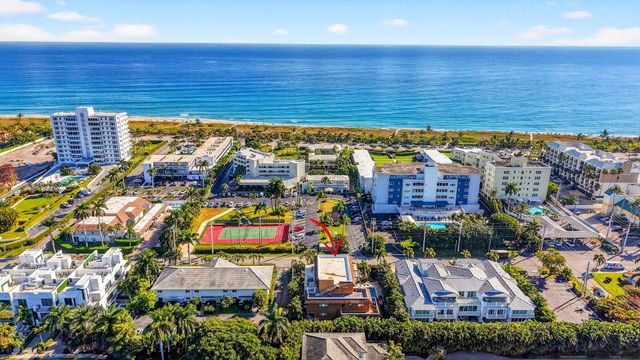 122 Andrews Avenue C, Delray Beach, FL 33483