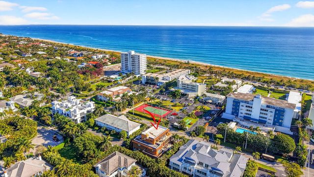 122 Andrews Avenue C, Delray Beach, FL 33483