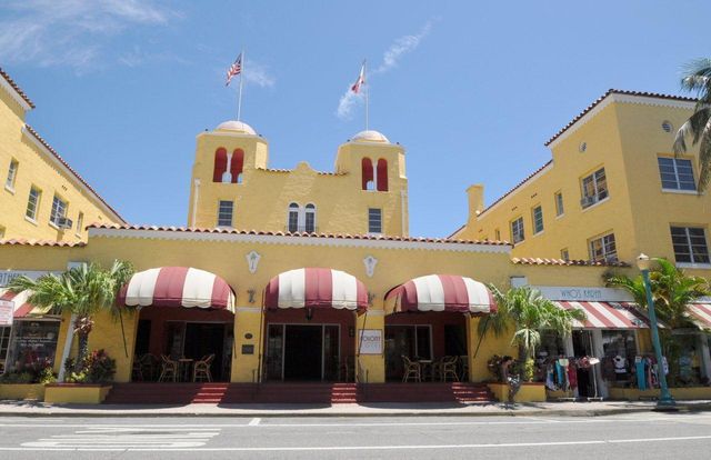 122 Andrews Avenue C, Delray Beach, FL 33483