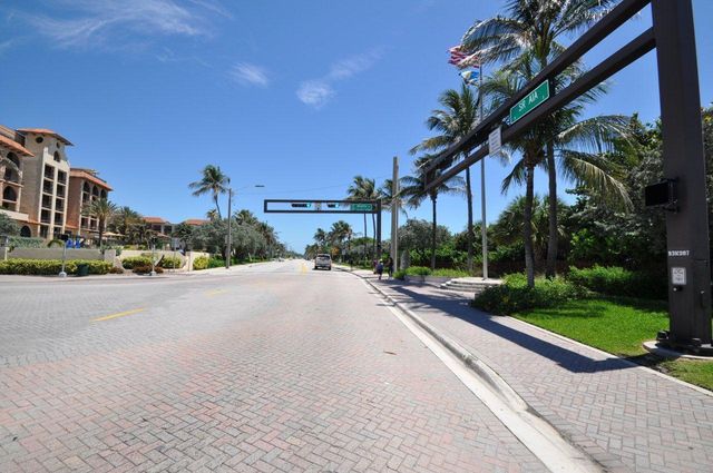 122 Andrews Avenue C, Delray Beach, FL 33483