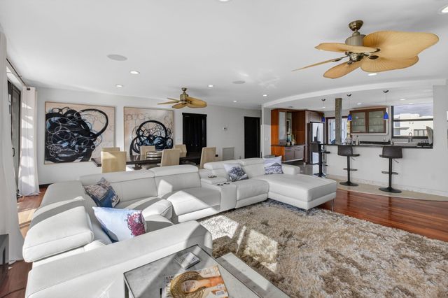 122 Andrews Avenue C, Delray Beach, FL 33483