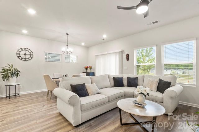 3045 Belstock Court, Charlotte, NC 28216