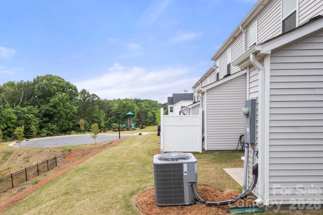 3045 Belstock Court, Charlotte, NC 28216