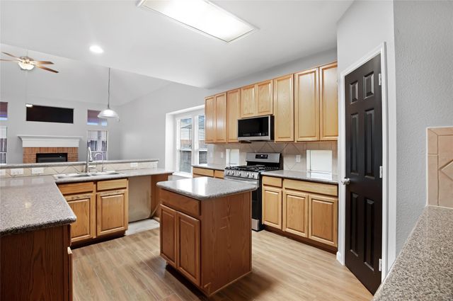 3027 Natchez Hill Trail, Houston, TX 77084