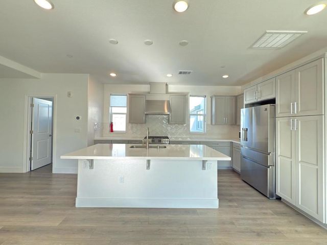 875 Cotati Terrace 5, Sunnyvale, CA 94085