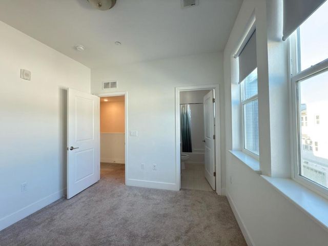 875 Cotati Terrace 5, Sunnyvale, CA 94085