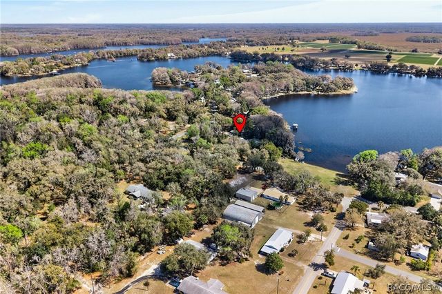 8950 E Devilsneck Road, Floral City, FL 34436