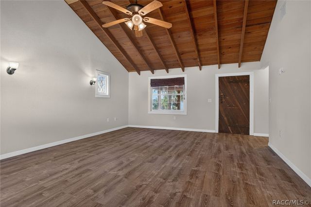 8950 E Devilsneck Road, Floral City, FL 34436