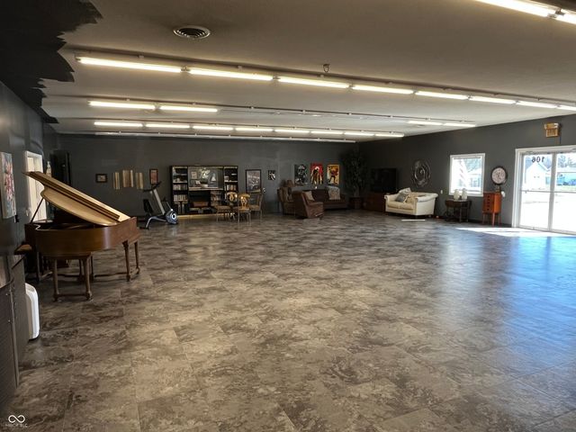 106 N Franklin Street, Dunkirk, IN 47336