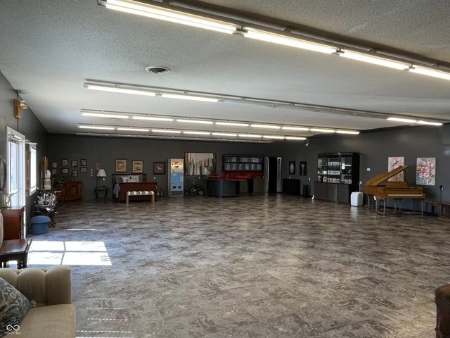 106 N Franklin Street, Dunkirk, IN 47336