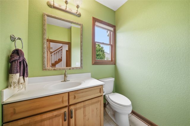 13228 Rocklyn Drive, Urbandale, IA 50323