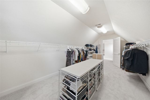 13228 Rocklyn Drive, Urbandale, IA 50323