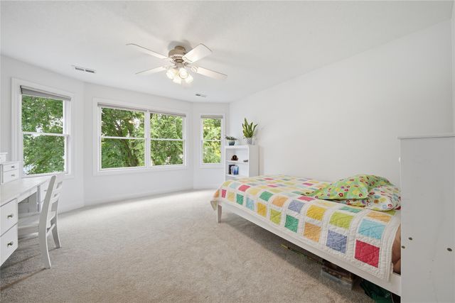 13228 Rocklyn Drive, Urbandale, IA 50323