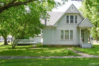 301 W Scioto Street, St James, MO 65559