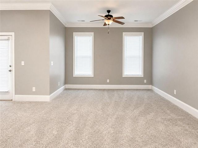 125 Trustin Lake Drive, Fayetteville, GA 30214