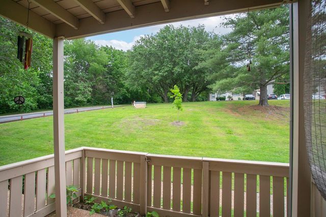 702 Ashlawn Pl, Nashville, TN 37211