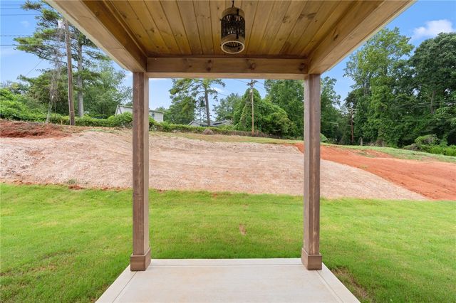 914 Smith Grove Road, Easley, SC 29640