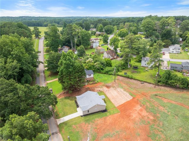 914 Smith Grove Road, Easley, SC 29640