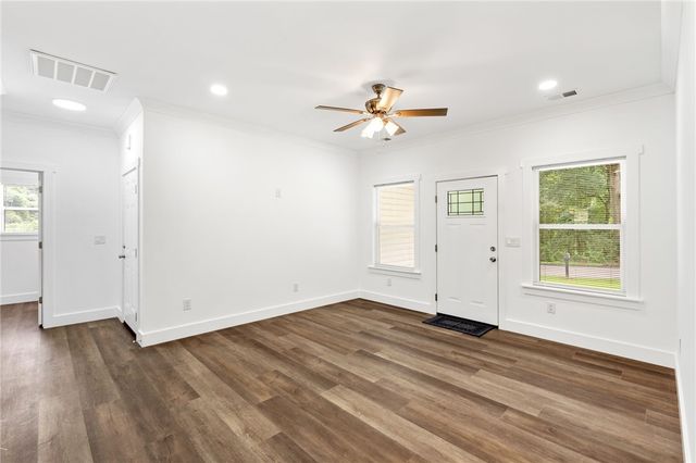 914 Smith Grove Road, Easley, SC 29640