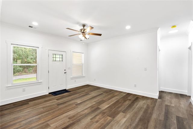 914 Smith Grove Road, Easley, SC 29640
