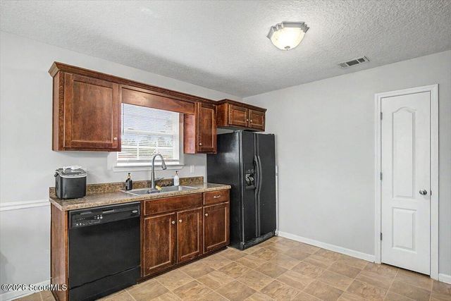 73 Mill Pond Lane, Ludowici, GA 31316