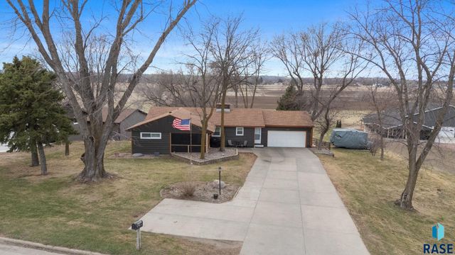 1409 S Splitrock Blvd Boulevard, Brandon, SD 57005