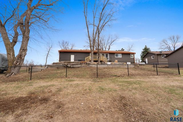 1409 S Splitrock Blvd Boulevard, Brandon, SD 57005