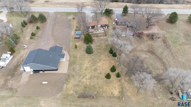 1409 S Splitrock Blvd Boulevard, Brandon, SD 57005
