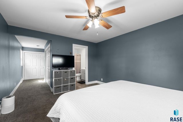 1409 S Splitrock Blvd Boulevard, Brandon, SD 57005