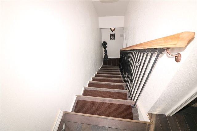 218 S 8th St, Aransas Pass, TX 78336