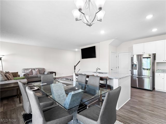 3243 Broadleaf Way, Brunswick, OH 44212