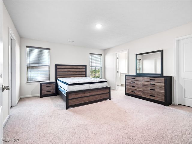 3243 Broadleaf Way, Brunswick, OH 44212