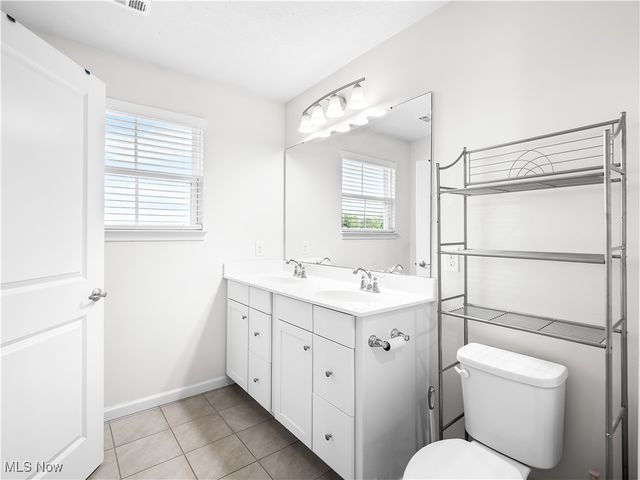 3243 Broadleaf Way, Brunswick, OH 44212