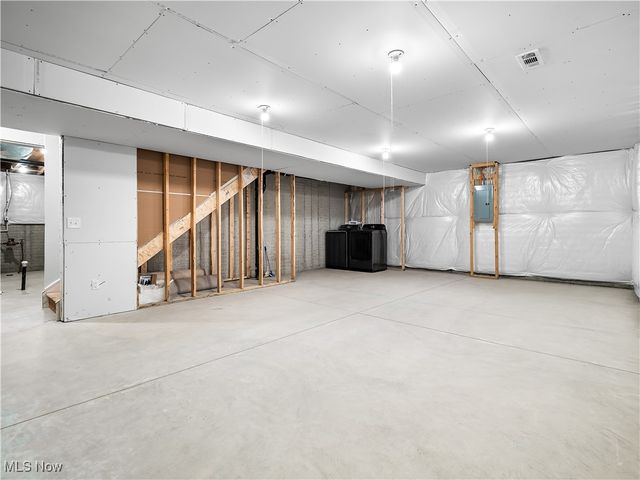 3243 Broadleaf Way, Brunswick, OH 44212