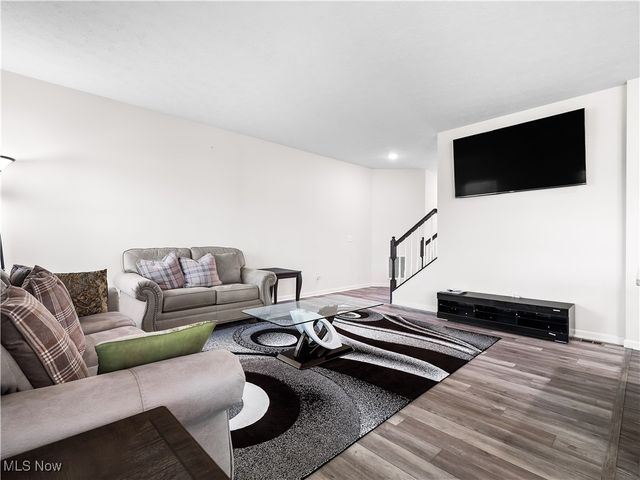 3243 Broadleaf Way, Brunswick, OH 44212