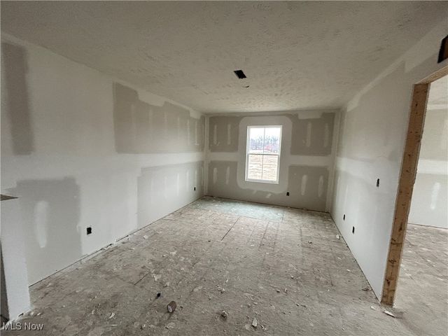 5085 Shepherds Glen, Willoughby, OH 44094