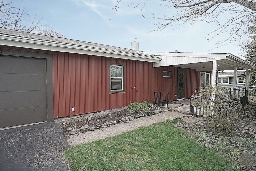 5788 Fairview Drive, Cambria, NY 14132