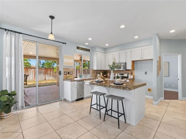 3323 Avocado Vista, Fallbrook, CA 92028