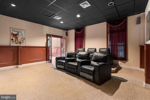2321 OLD BRISTOL RD, Holland, PA 18966