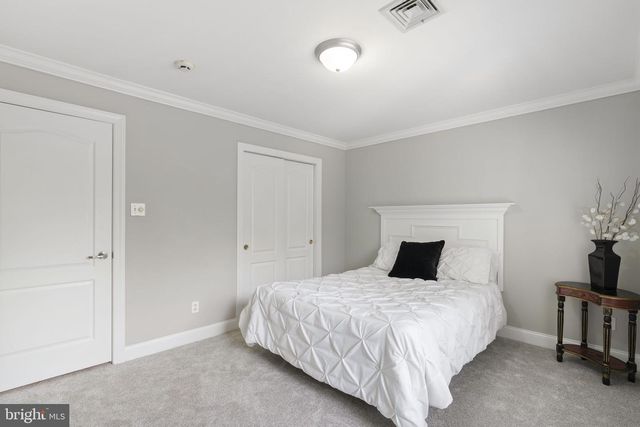 2321 OLD BRISTOL RD, Holland, PA 18966