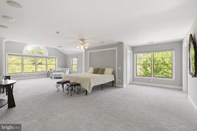 2321 OLD BRISTOL RD, Holland, PA 18966