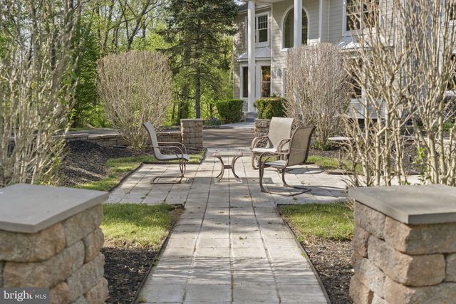 2321 OLD BRISTOL RD, Holland, PA 18966