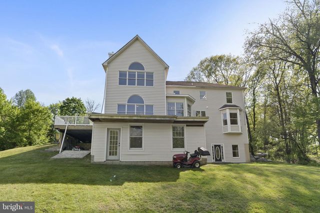 2321 OLD BRISTOL RD, Holland, PA 18966