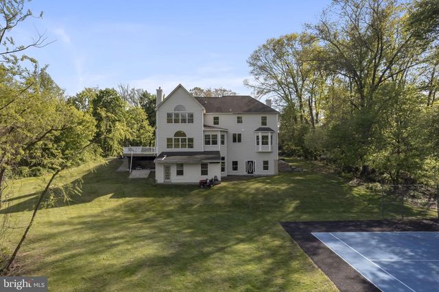2321 OLD BRISTOL RD, Holland, PA 18966