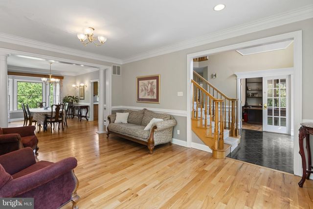 2321 OLD BRISTOL RD, Holland, PA 18966