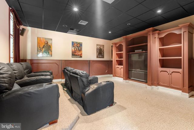2321 OLD BRISTOL RD, Holland, PA 18966