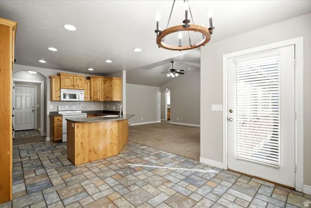 2537 S ELM GROVE DR, Perry, UT 84302